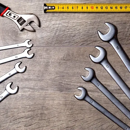 Klein Tools 507-12 Adjustable Wrench Extra Capacity Jaw Forged Drive Wrench with High Polish Chrome Finish 12-Inch