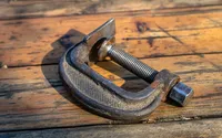 Olympia-Tools-38-206-18-by-2-1-2-Inch-Quick-Release-Steel-Bar-Clamp-48.jpg