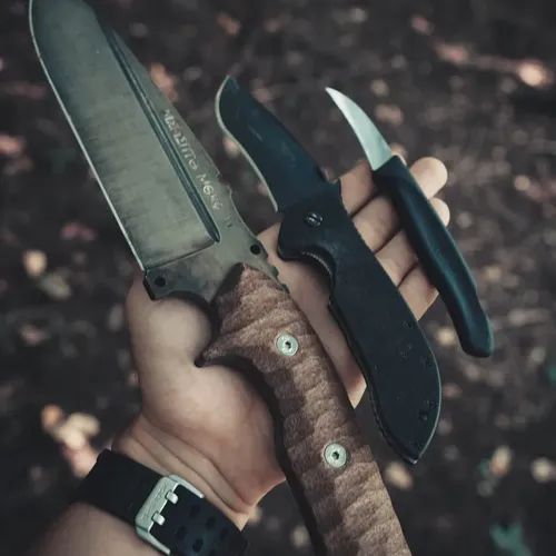 Outdoor Edge Wild Bone WB-4C 2 Knife Hunting Set - Gut Hook Skinning knife BoningFillet Knife Sharpener Mossy Oak Sheath