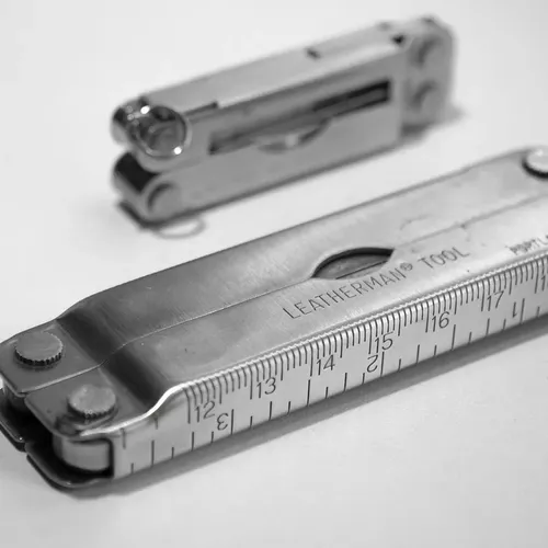 Leatherman 934925 5-Piece Replacement US Tool Accessory Bit Kit for Charge AL Charge ALX Charge Ti Charge TTi Charge XT Skeletool Skeletool CX Skeletool SX Original Surge Surge and Wave