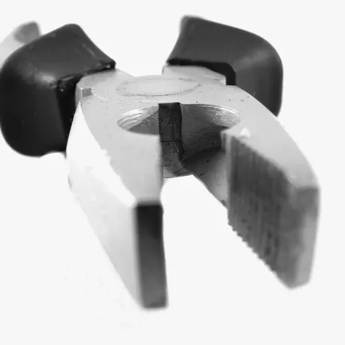 Amana Tool 43720 Solid Carbide Single Flute Straight Plunge High Production 14 D x 1 Inch CH x 14 SHK Router Bit