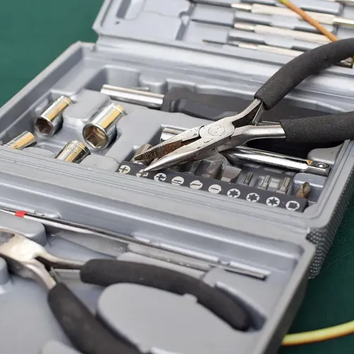 LEATHERMAN - Rebar Multitool with Premium Replaceable Wire Cutters and Saw Stainless Steel with Leather Sheath