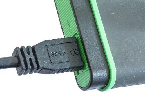 Interpower 83011060 IEC 60320 Sheet E Rewireable Plug IEC 60320 Sheet E Socket Type Black 10A15A Rating 250VAC Rating