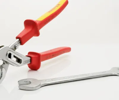Plumb Shop Div Brasscraft 663-021 12-Inch Internal Pipe Wrench - Quantity 5
