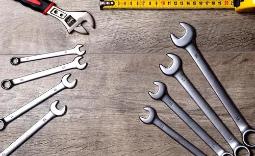 Irega 99 15-inch Adjustable Wrench