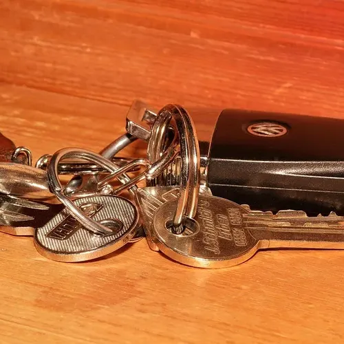 EDC multitool keychain knife kit Skull Keychain beer opener pocket survival tool Black
