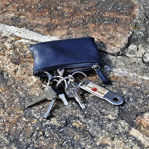 Stainless Steel Survival Punisher Pocket Pry BarEDC Carabiner Skull Bottle Opener Multi Key Chain Tool Outdoor Pry Bar Pocket Tool Crank Crowbar Pocket Pry Bar Opener Keychain Pliers Screwdriver