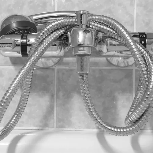 Weirun Tangle-Free Replacement PVC Shower Hose Extra Long 79-Inch or 2-Meter Hotel Style Chrome