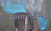 Spear-Head-Spade-Reinforced-Fiberglass-Gardening-Shovel-with-Cushioned-D-Grip-Award-Winning-Shovel-Model-SHFD3-18.jpg
